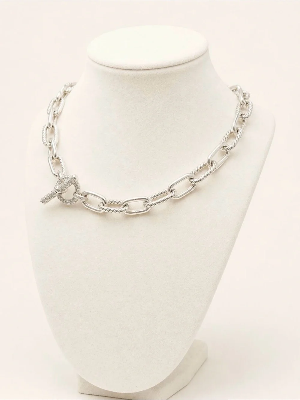 David Yurman Madison Toggle Chain Necklace With Diamonds , 11mm - Picture 3 of 10